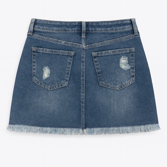95% Cotton JBD Denim Skirt in Large - Picture 2 of 7